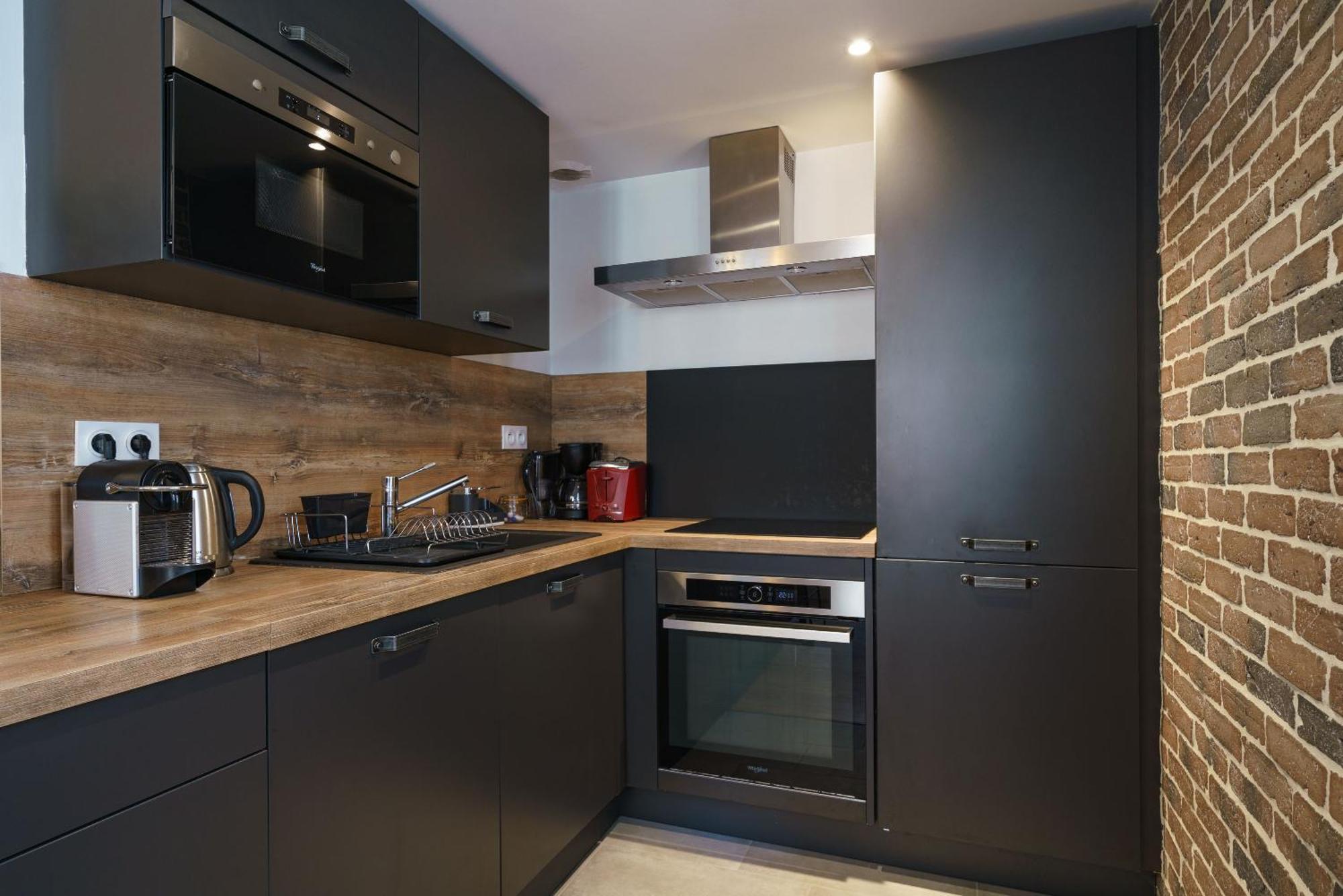 טור Le Baleschoux - Parking - Prestiplace Collection מראה חיצוני תמונה